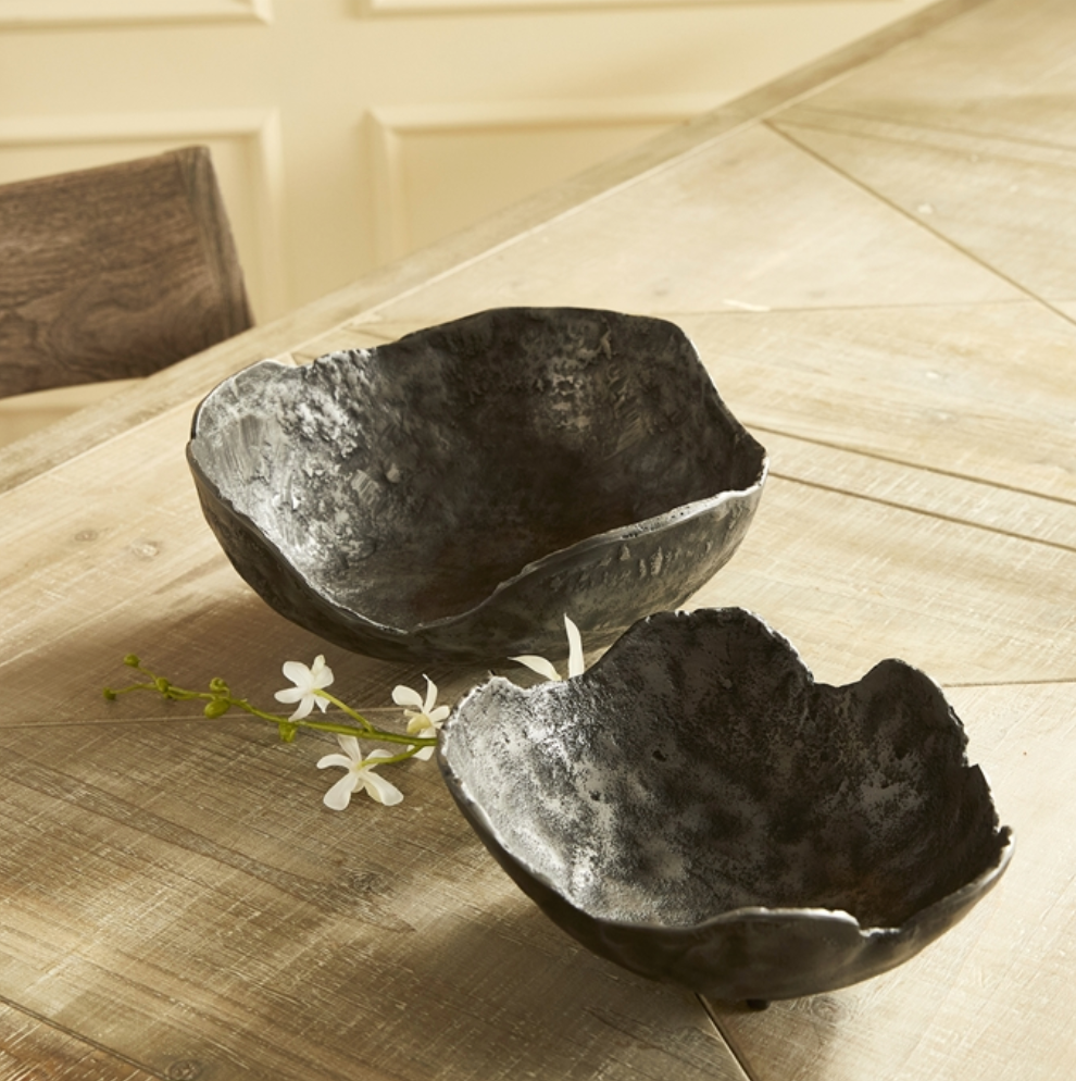 Roland Organic Decorative Bowls in a table