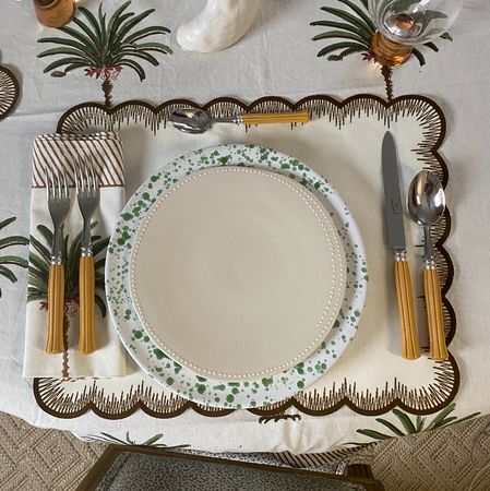 Mix and Match: Crafting the Perfect Spring and Summer Table Setting with Pattern and Color