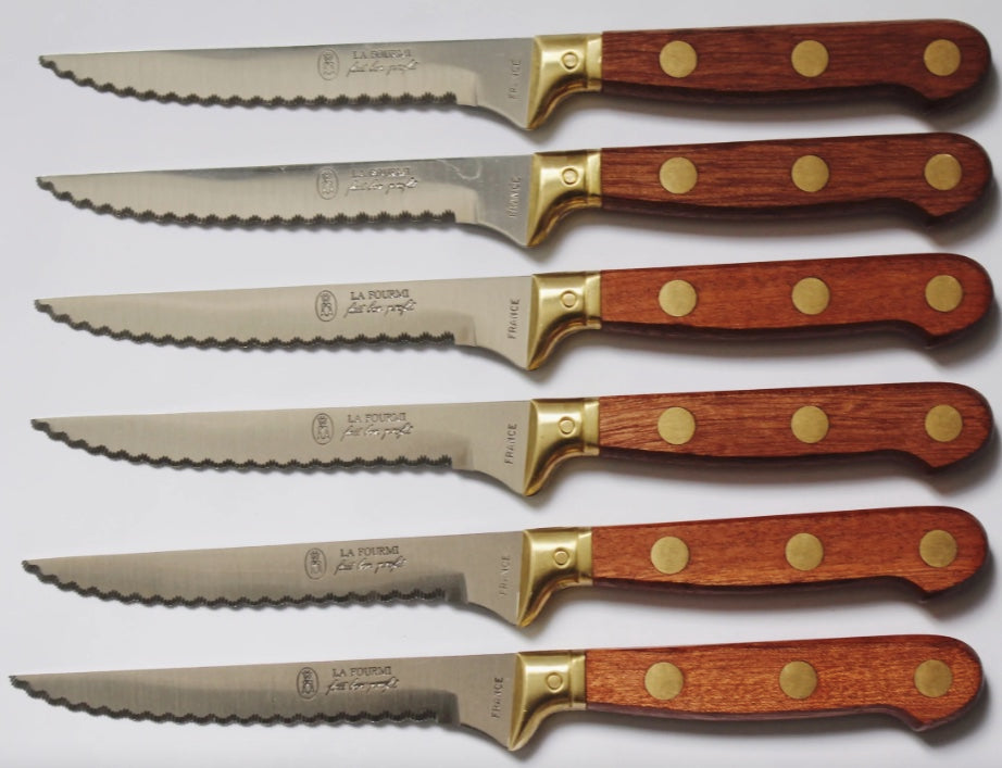 6 La Formi knives on white background